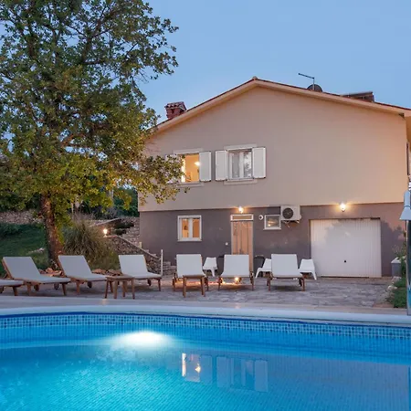 Maja, An Ideal Summer Hideaway For Families And Friends Feriehus